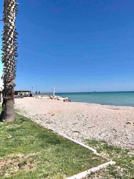 Apartament Vita Marina Porto SantʼElpidio Zewnętrze zdjęcie